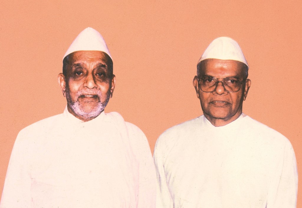 Bhaktashreshta Kamalakarpant Walawalkar